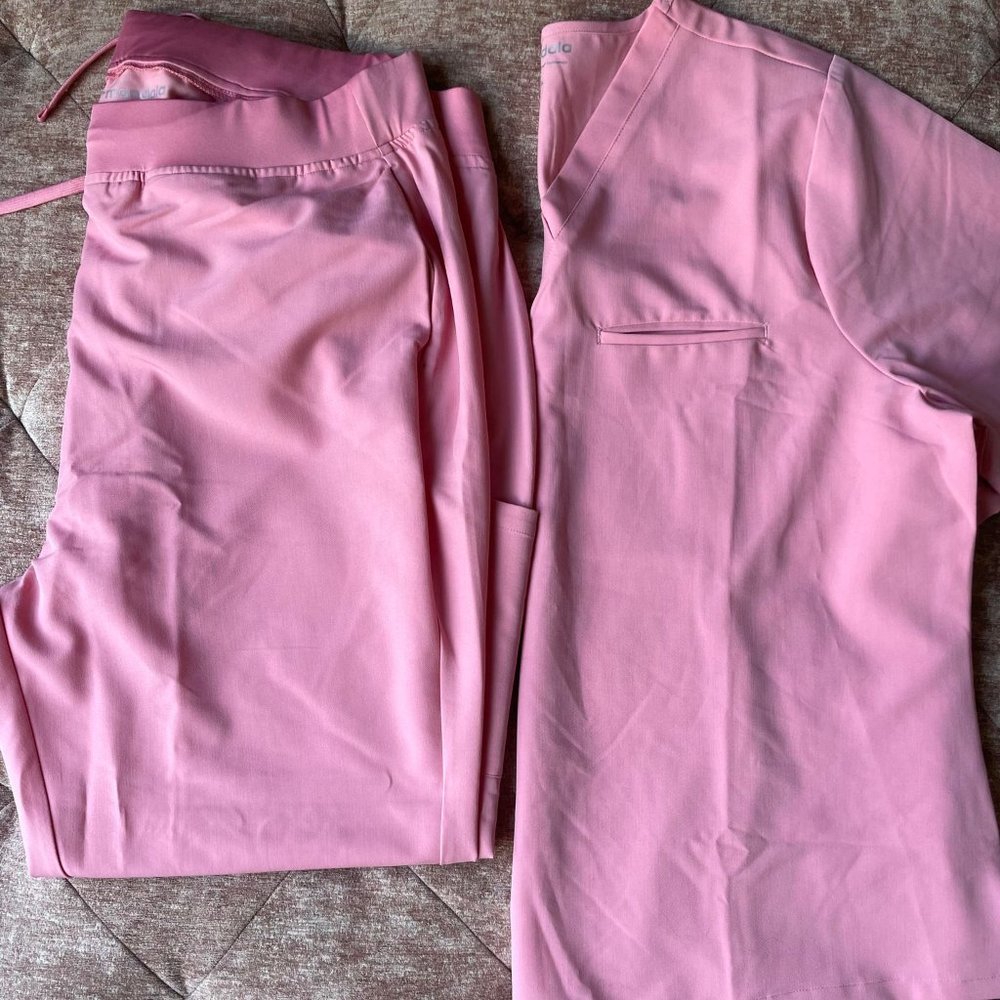 2XLT Mandala Scrubs